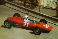 John Surtees bei Sportwagenrennen