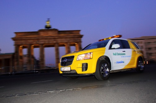 Die zweimillionste Meile (3,22 Millionen Kilometer) der weltweiten Brennstoffzellen-Testflotte von GM wurde jetzt von einem Opel HydroGen4 zurückgelegt.  Foto: Auto-Medienportal.Net/Opel