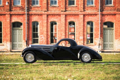 Bugatti Typ 57 C Atalante (1938).  Foto: Auto-Medienportal.Net/Darin Schnabel/Sotheby's
