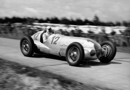 Großer Preis von Deutschland 1937 auf dem Nürburgring: Rudolf Caracciola siegte mit dem Mercedes-Benz W 125.  Foto: Auto-Medienportal.Net/Daimler