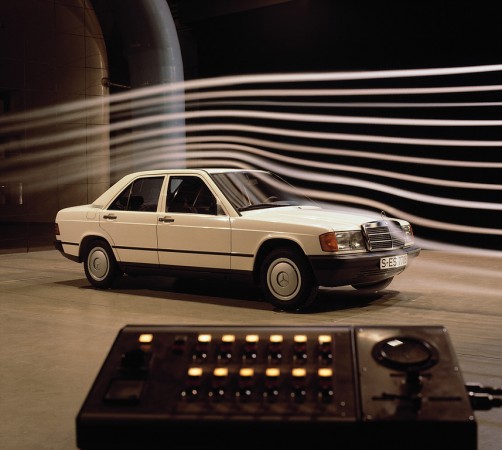 	  Mercedes-Benz 190 im Windkanal (1983).  Foto: Auto-Medienportal.Net/Daimler