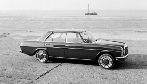 Mercedes-Benz 250 (1968–1976).  Foto: Auto-Medienportal.Net/Daimler