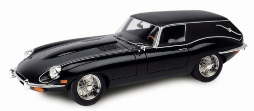 Jaguar E-Type „Harold und Maude“ von Schuco im Maßstab 1:12.  Foto: Auto-Medienportal.Net/Schuco