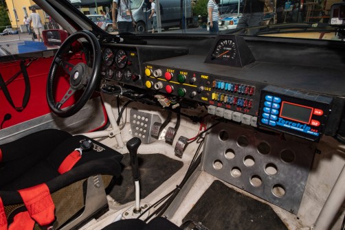 Das Cockpit des Seat Ibiza Bimotor Group S Prototype von 1987.  Foto: Auto-Medienportal.Net/Seat