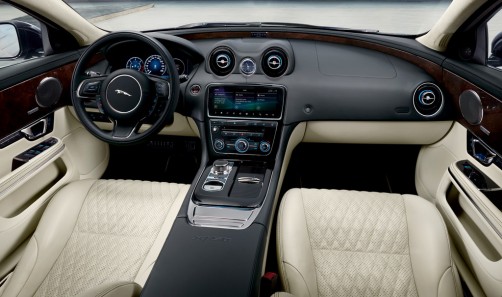 Jaguar XJ50.  Foto: Auto-Medienportal.Net/Jaguar Land Rover