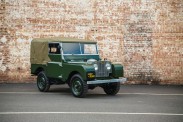 Weltpremiere für Land Rover Series I ''Reborn'' auf der Techno Classica